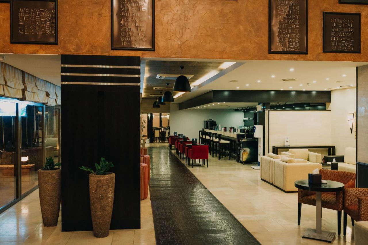 Ashur Hotel Dukhan Zewnętrze zdjęcie