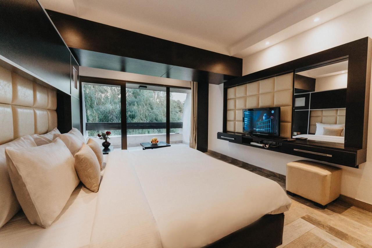 Ashur Hotel Dukhan Zewnętrze zdjęcie
